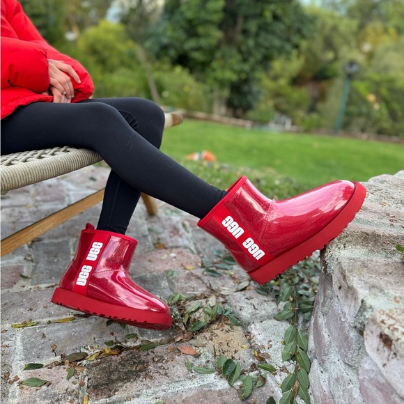UGG Shoes - UGG Clear boots in red